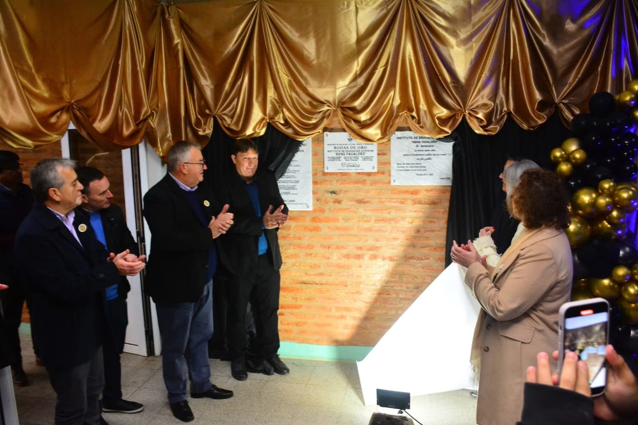 WhatsApp-Image-2025-10-14-at-22.23.58-1